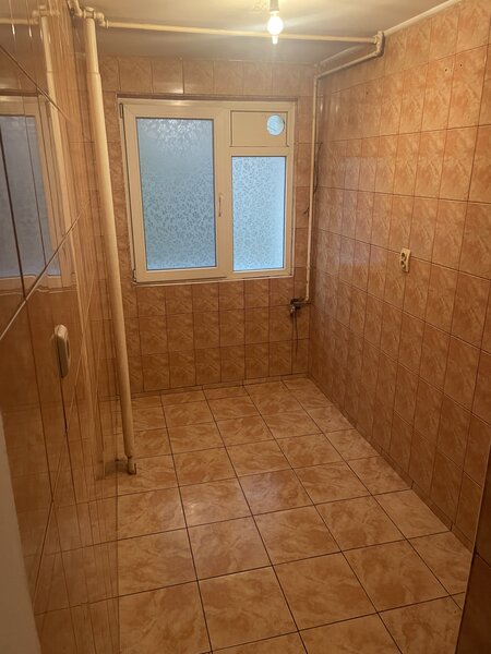 Piata Resita, sector 4 Bucuresti,